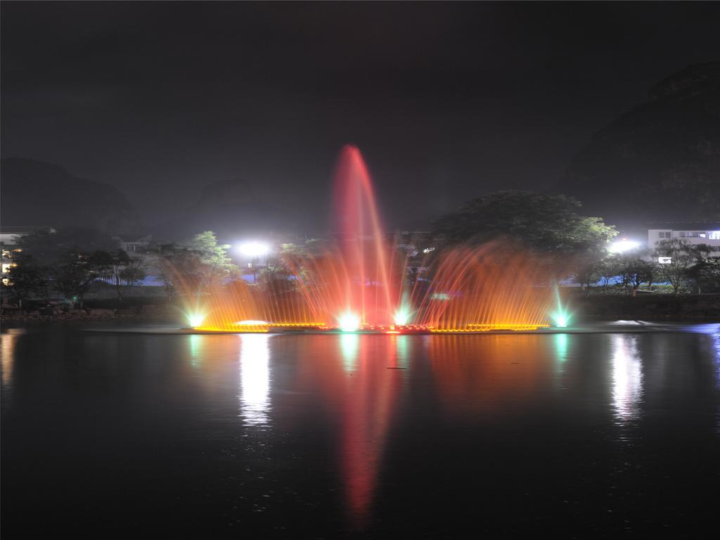 New West Street International Hotel Yangshuo Dış mekan fotoğraf