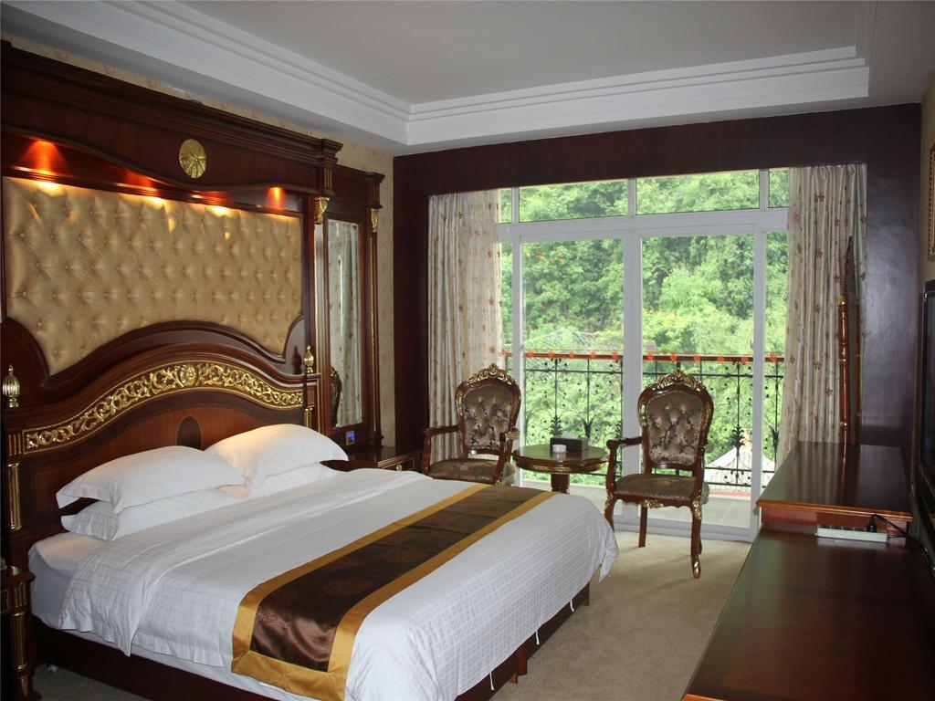 New West Street International Hotel Yangshuo Dış mekan fotoğraf