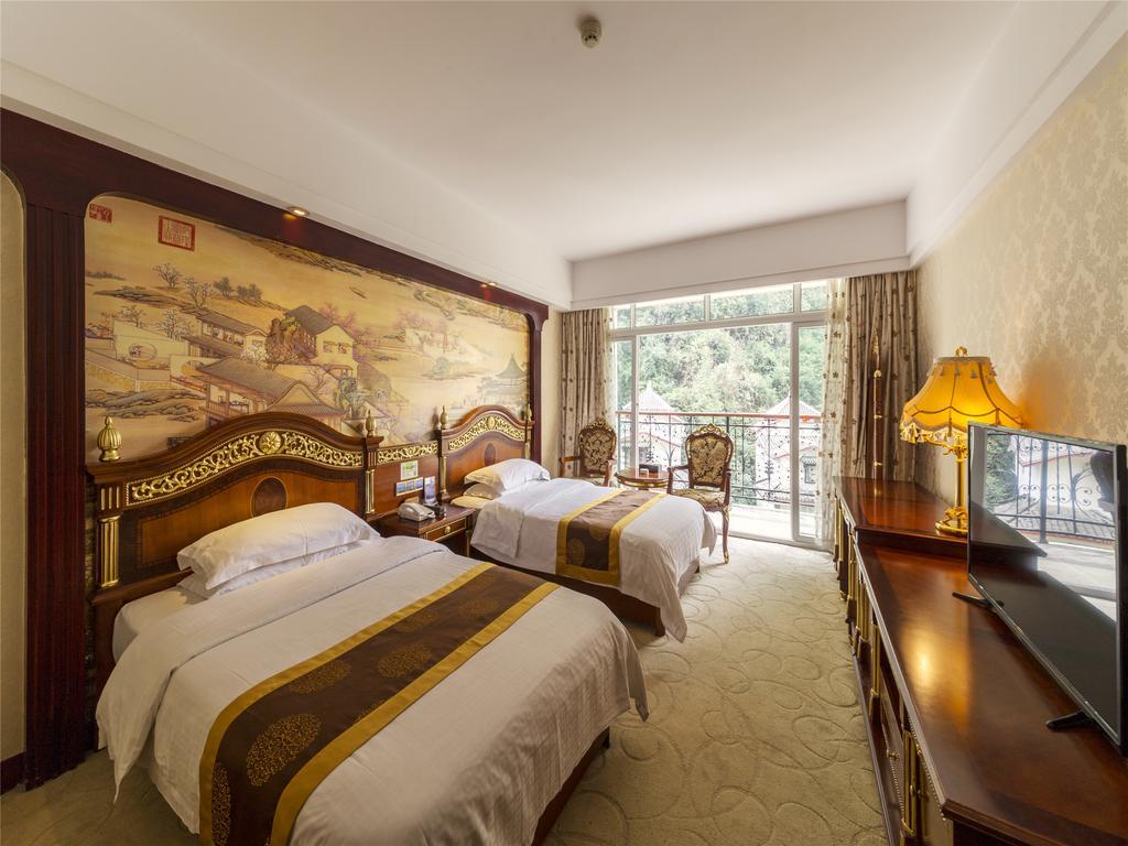 New West Street International Hotel Yangshuo Dış mekan fotoğraf