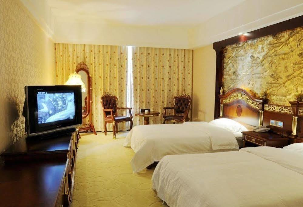 New West Street International Hotel Yangshuo Dış mekan fotoğraf
